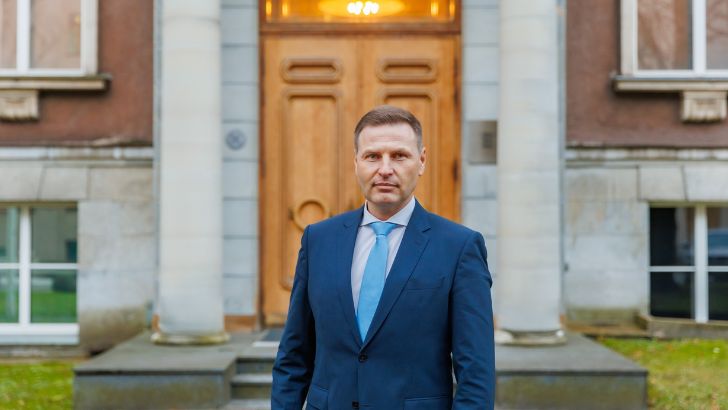 https://salarnews.in/public/uploads/images/newsimages/maannewsimage04092026_202514_Hanno Pevkur.jpg